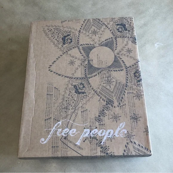 FREE PEOPLE Fable Faux-Fur-Lined Sand-Suede Boots Size 7 - Picture 16 of 16